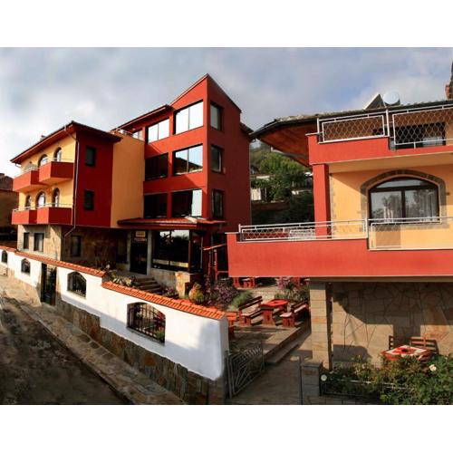 Armira Family Hotel