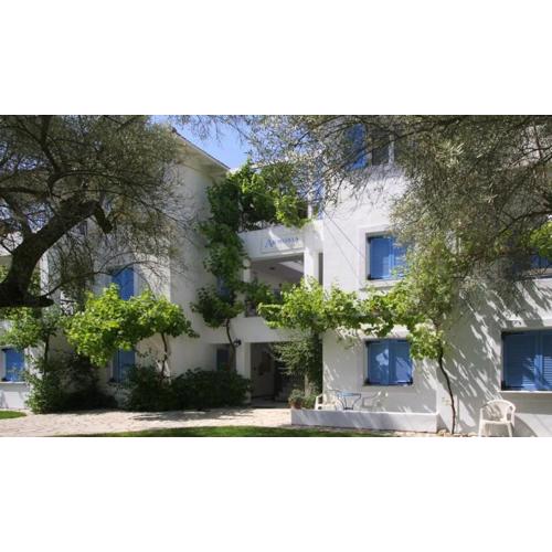 Armonia Apartments