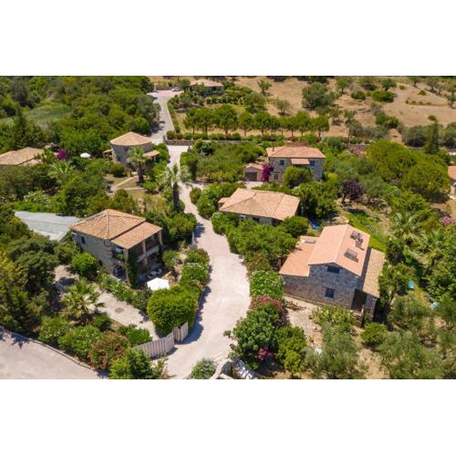 Armonia Houses