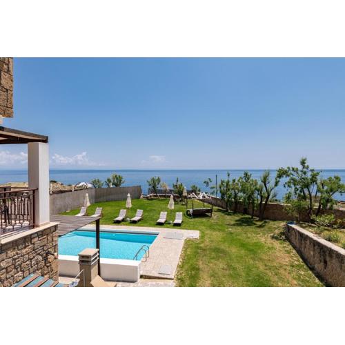 Armonia Seaside Villas