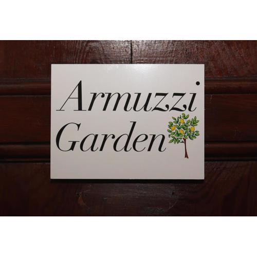 Armuzzi Garden, Roma e mare
