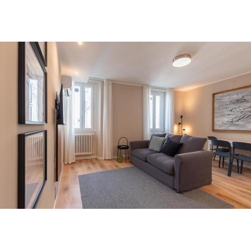 Arnaldo Cozy Home Stay Central with Piazza View