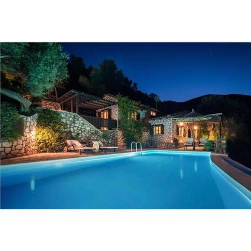 Arriva Villas