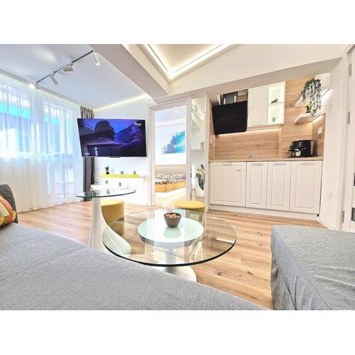 Art Apartment + 2BD parking space