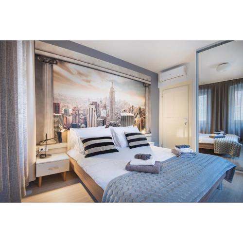 Arta Apartment City Center II - with Private Parking