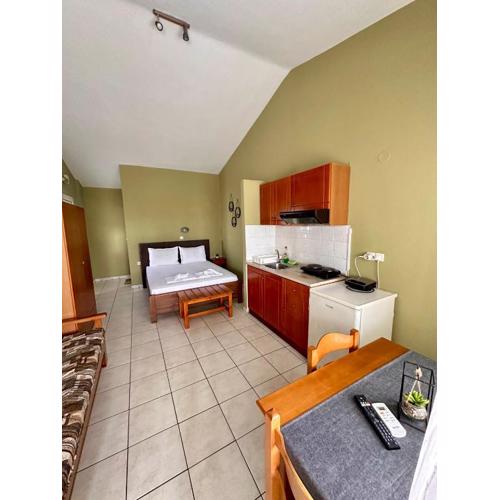 Artemis Hotel Apartments