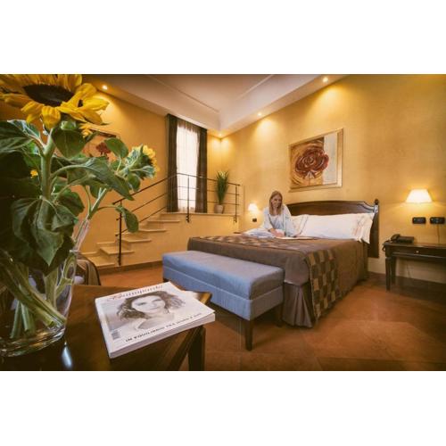 Artemis Hotel