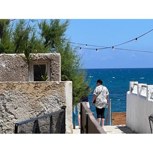 Artemis Rooms two steps by the sea