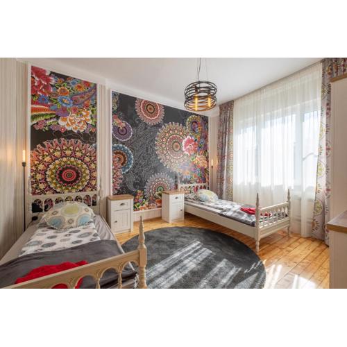 ARTilcious Two Bedroom Park View Apartment