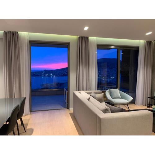 ArtNest Luxury Hotel & Suites