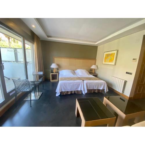 ArtPlatinum SUITES&APARTMENTS