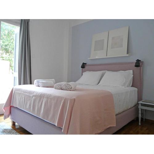Arty flat in Athens center