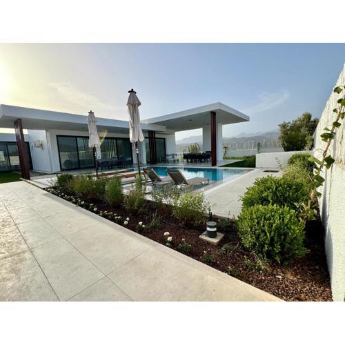 Ashta Suites - Nora Suite