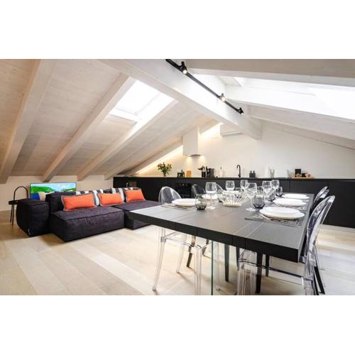 Asinelli Luxury Apartment