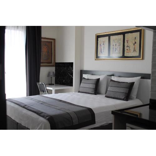 Askadar Çatı Otel