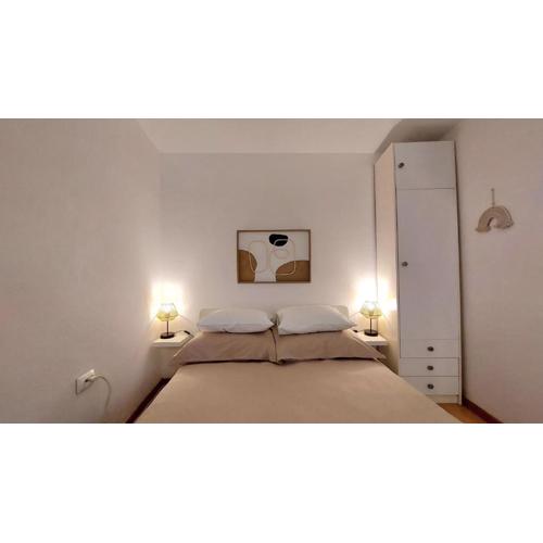 Assi Room
