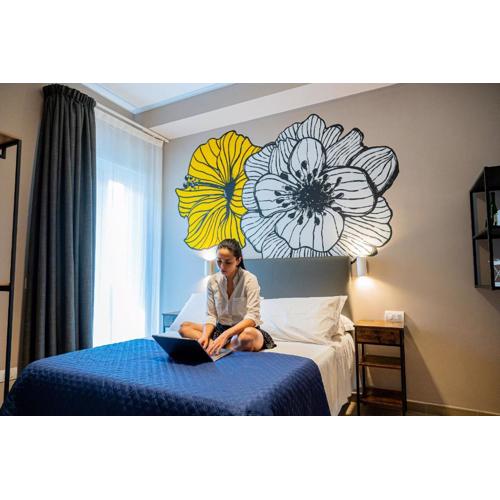 ASTARE -short lets in bari carrassi-