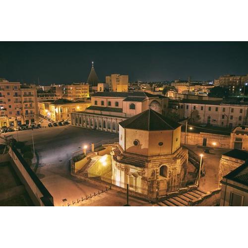 Astra Wi-fi Studio Apartment in the Historic Center