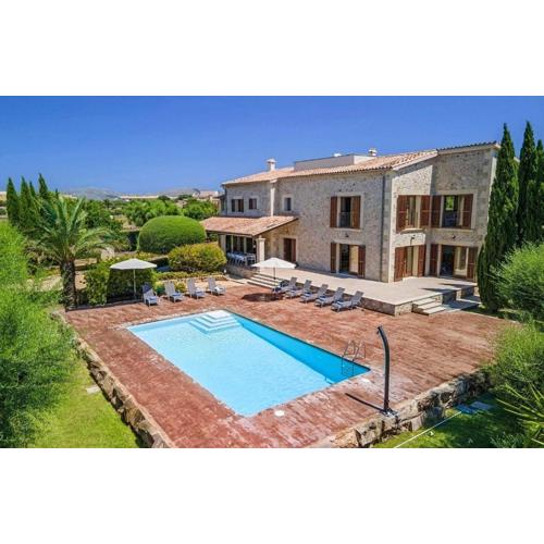 Atemberaubende Villa mit Pool und Panoramablick in unmittelbarer Nähe von Alcudia und dem Meer