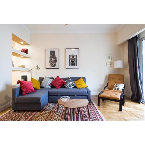 Athena’s Hideaway- Fully Renovated- Absolute Best Location
