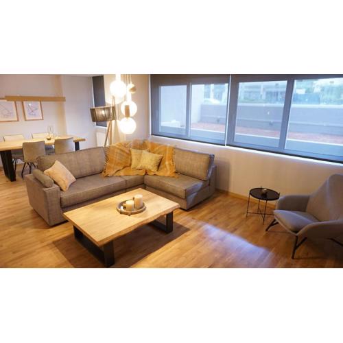Athenean Riviera Posh Apartment