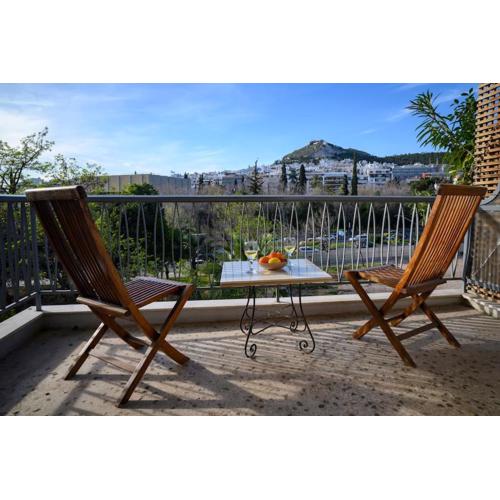 Athenian Artistic Apt Lycabettus View