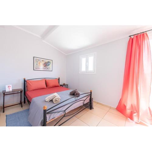 Athenian Cozy Home for 4