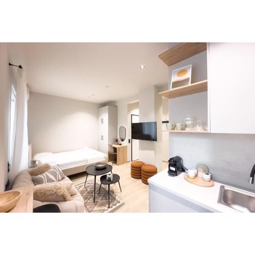 Athenian Luxe & Cozy Studio