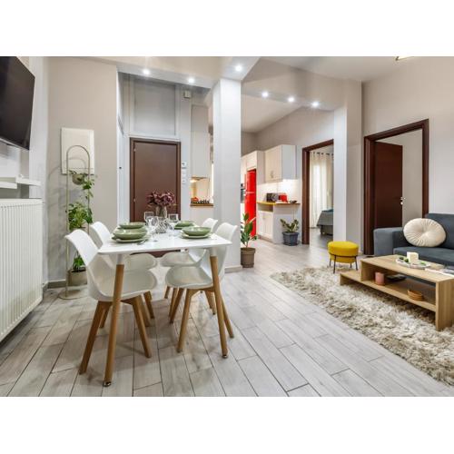 Athenian Petralona Suite near Athens City centre