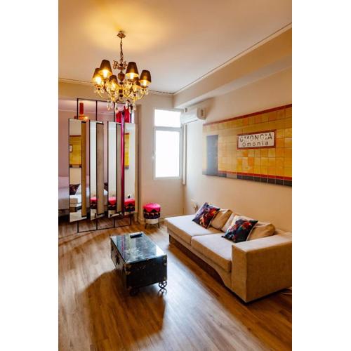 Athenian Urban Art Apartment - Live Athenian Life