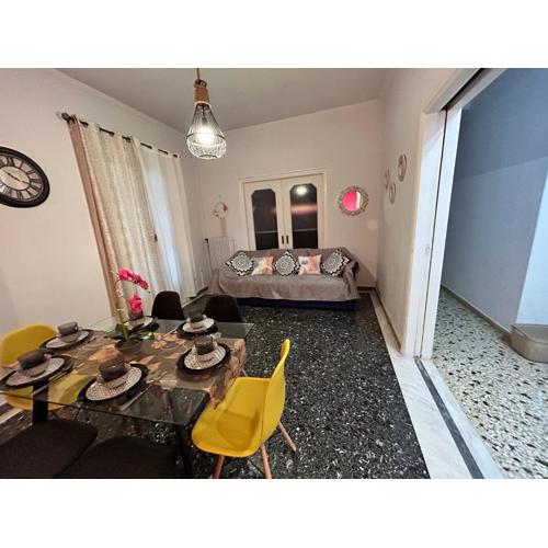 ATHENS 3br Riviera Alimos