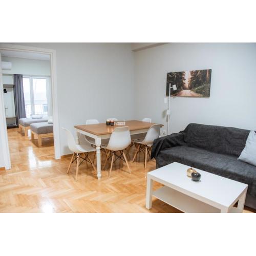 Athens Center Convenient Apartment 1