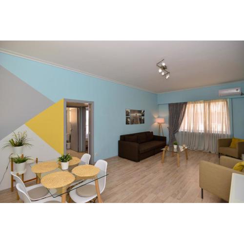 Athens central apartment in front of metro Syntagm