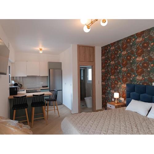 Athens Central Living
