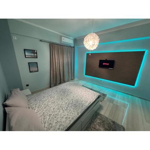Athens station 4 min walk , two bedroom apartment