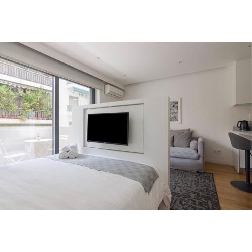 Athens Trikoupi Suite D2