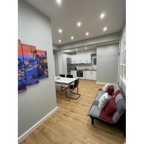 AthensHomes 4th Fl Privacy n Comfort 3Br-3Ba