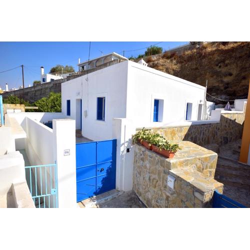 Athina\