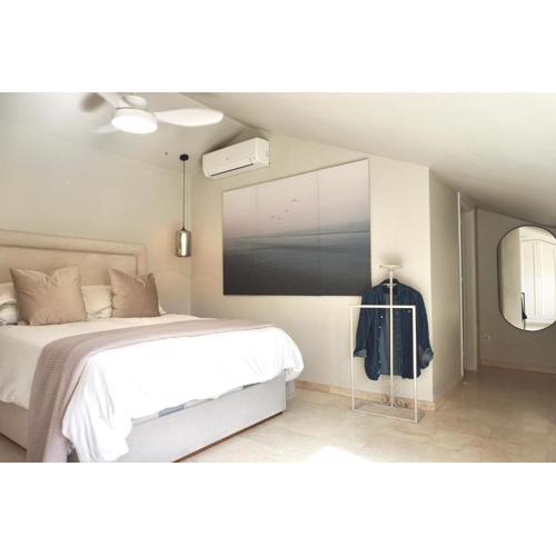 Atico Boutique Romantico en Corazon de Marbella RoomAttic