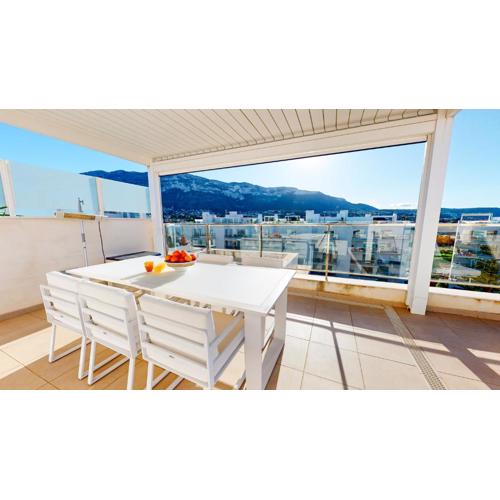 Atico Buen Vivir en Marina Real II by Family Homes