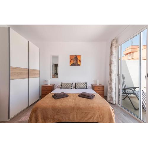 Atico Centrico Con Terraza Privada