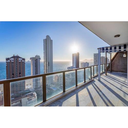 Ático con gran terraza