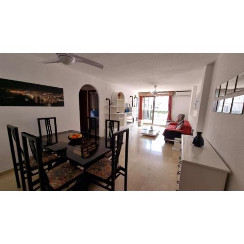 Ático con terraza y 2 habitaciones en casco antiguo