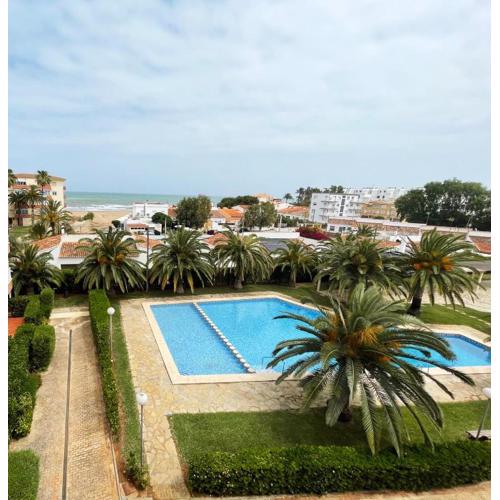 Ático Dúplex 2 habitaciones reformado en Primera línea de Playa con terrazas y vistas en Dénia