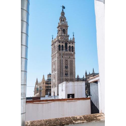 Ático lujo junto a la catedral. Giralda