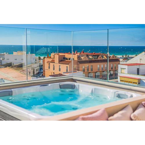 Ático Superior con Terraza Vistas Jacuzzi y Wifi - Poniente Penthouse