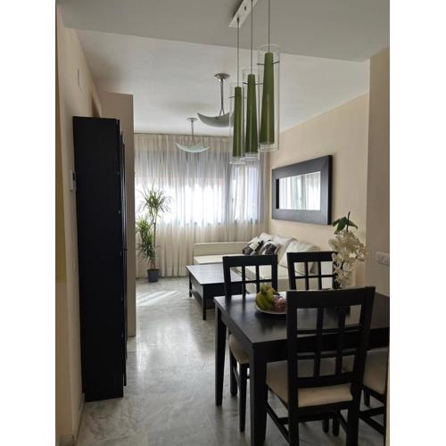 ATICO TRIANA CON PISCINA PRIVADA