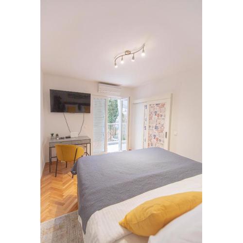 Atrio Apartment