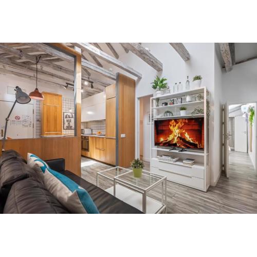Attic 3Bedrms-2Baths in Heart of Malasana