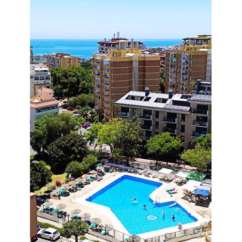 Attico Acuario, 2 bathrooms Top Floor appartment with Sea and mountain views